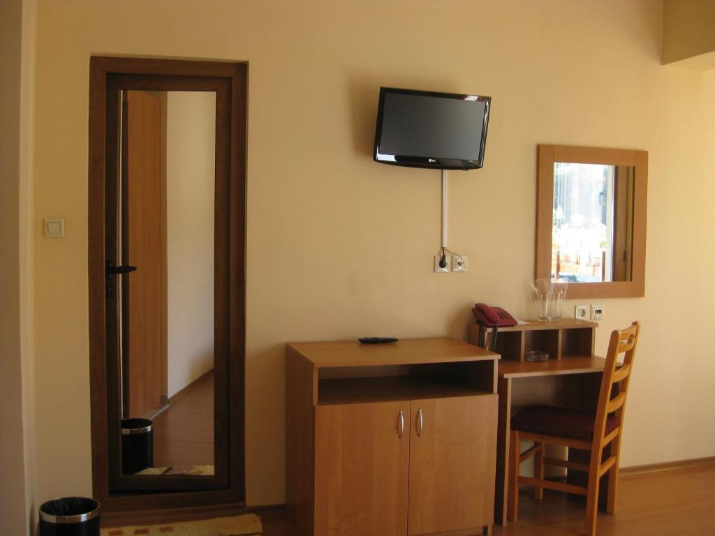 Family Hotel Veronika Девин Номер фото